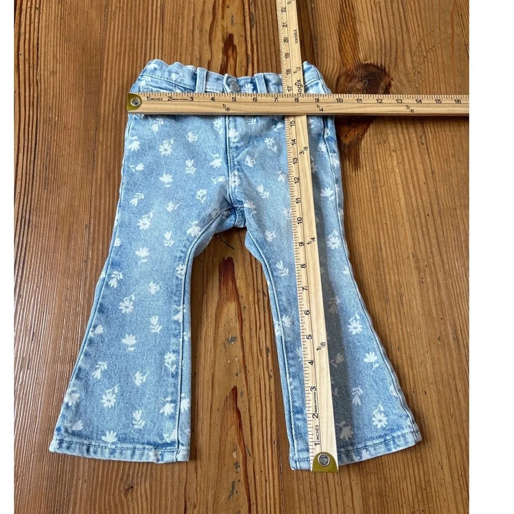 Old Navy Flare‎ Jeans Kids Light Wash Floral Print Boho SIZE 2T